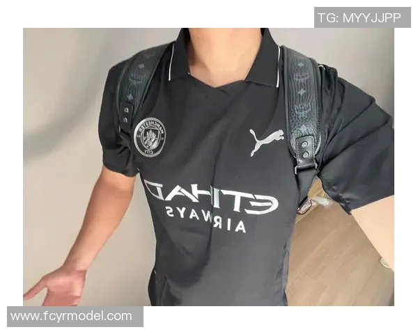 日本足球明星时尚穿搭解析展现运动与潮流的完美结合