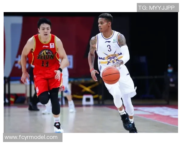 2018年辽宁与新疆激战回顾精彩比赛录像全程回放与分析